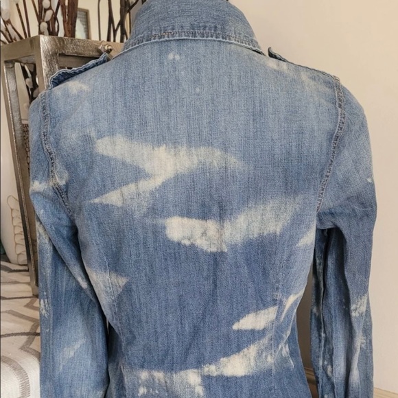 Gap Denim Jean bleached shirt Medium - Picture 6 of 7